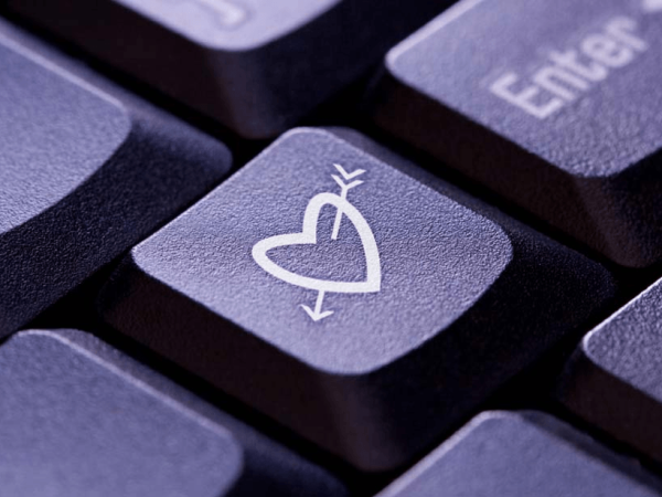 Simulating Natural Dialogue Through AI Sex Chat